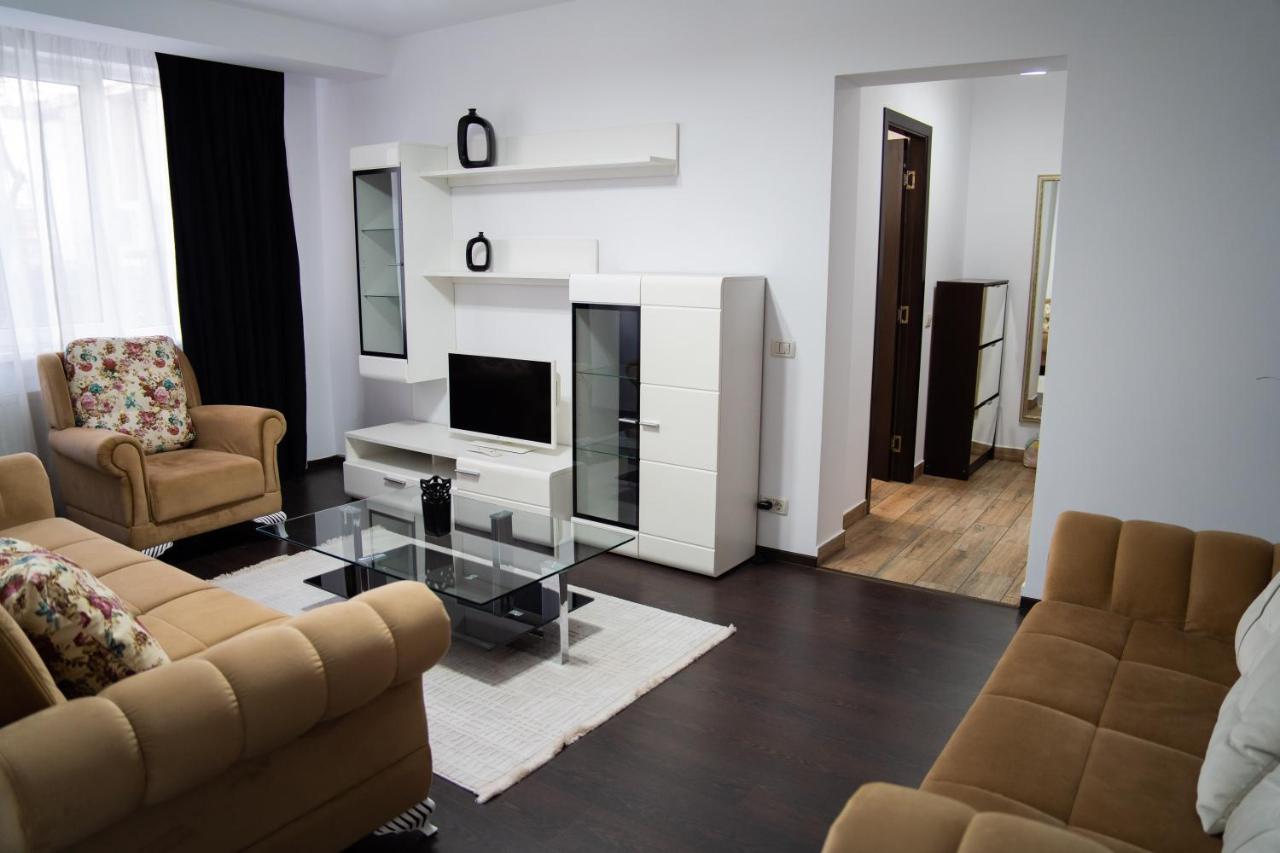 Ultracentral Golden Apartament 2 Szucsáva Kültér fotó